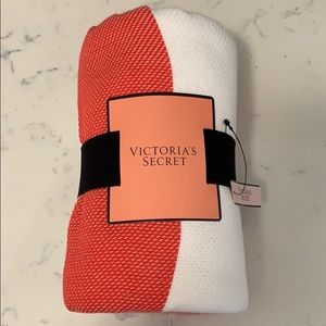 Victoria’s Secret beach blanket